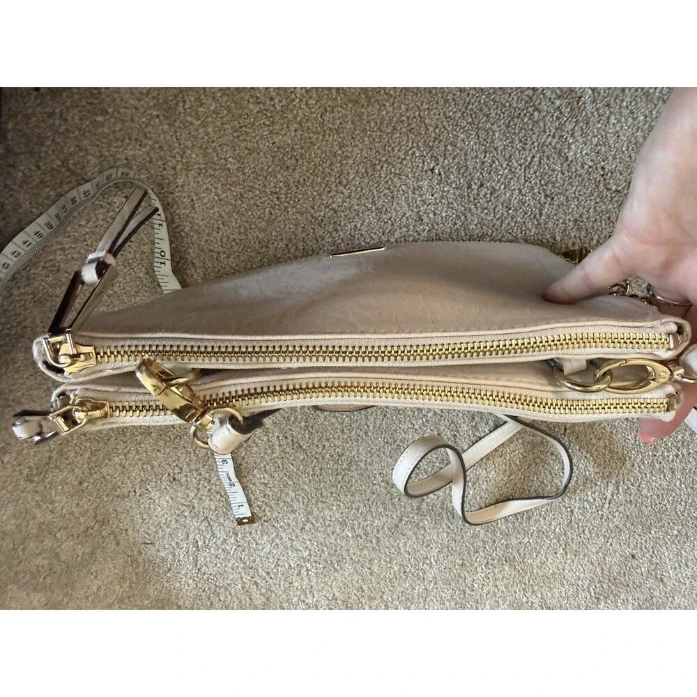 Jessica Simpson  Crossbody Bag  Ivory Gold Purse Detachable Strap Feather Summer